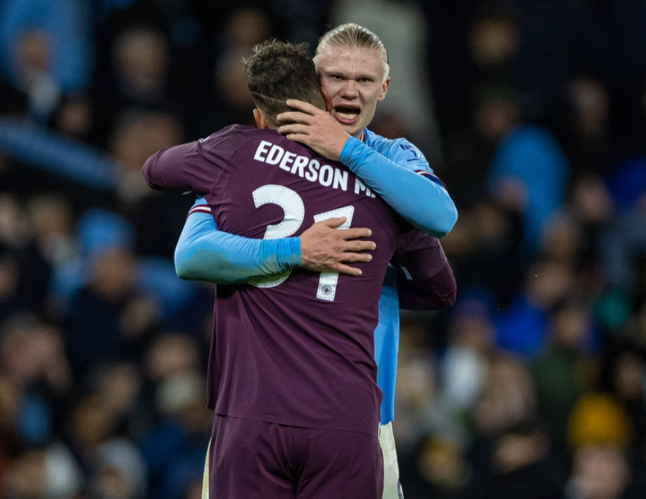 欧协联战报：乌切闪击，德文尼扳平，水晶宫2-2十人古比斯（欧协联速报：乌切闪击、德文尼扳平，水晶宫与十人古比斯2-2战平）