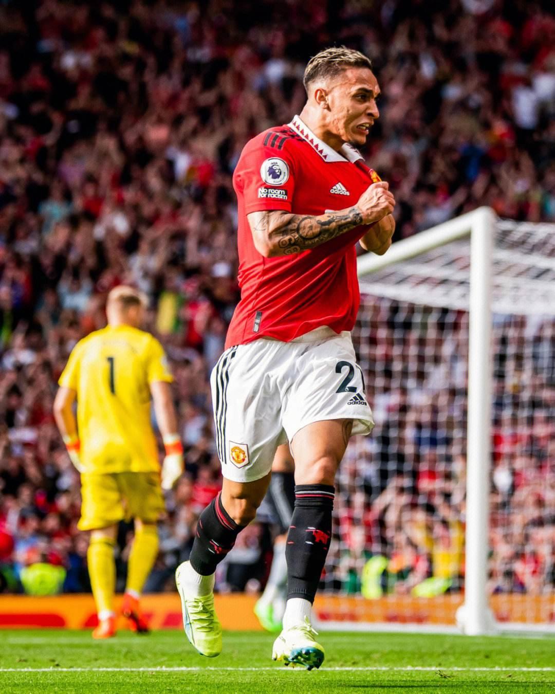 托普穆勒：巴萨各个位置都很强，弗里克是德国足球的一名大使（托普穆勒：巴萨全线实力雄厚，弗里克是德国足球的名片）