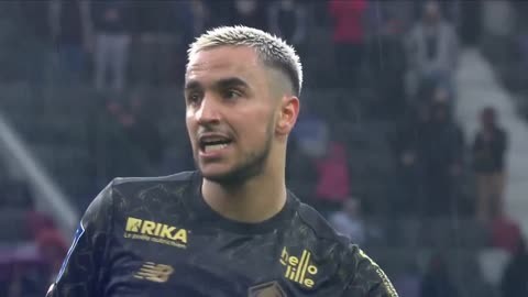 利物浦“红箭三侠”再度合体光芒四射（利物浦红箭三侠重聚 火力全开）