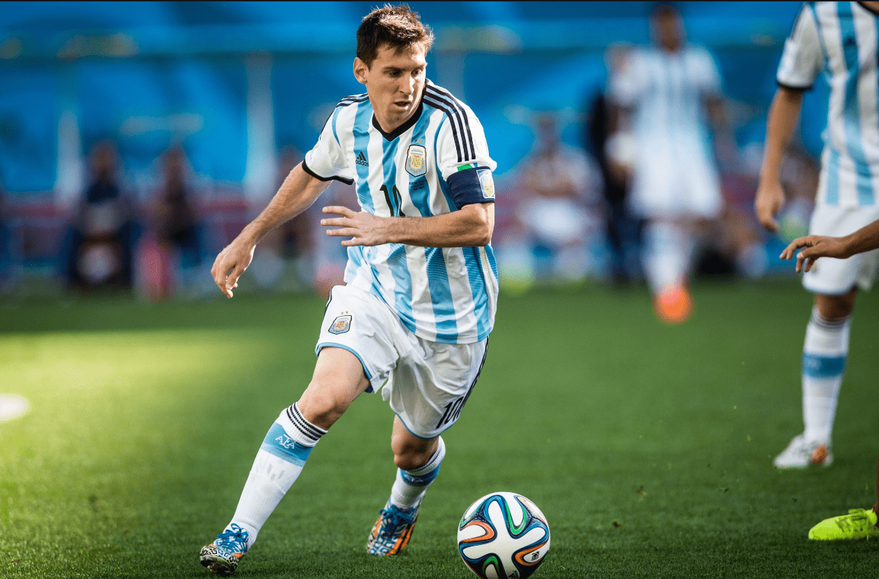 苏翊鸣雪飞天再夺冠（苏翊鸣再度飞天夺冠）