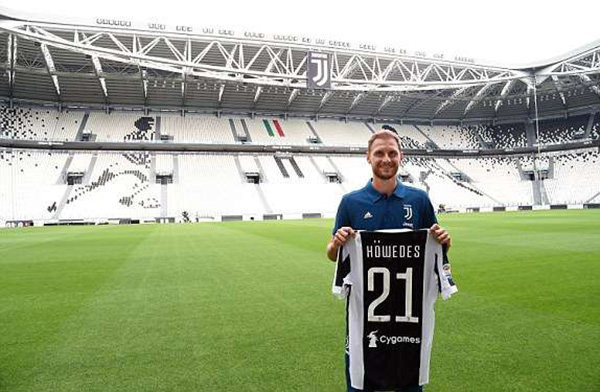 TA：热刺考虑到孙兴慜对球队的贡献，愿灵活处理其转会（TA：热刺鉴于孙兴慜贡献突出，愿在其转会事宜上灵活应对）