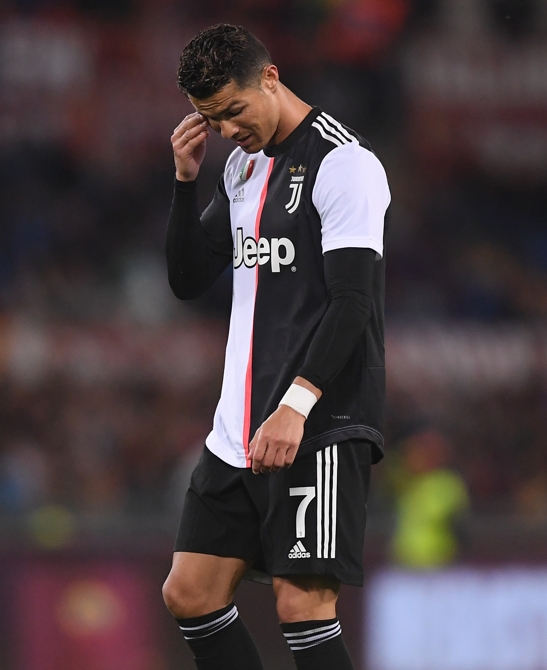 土媒：卢克曼接受加拉塔萨雷900万欧年薪，在等俱乐部谈妥（土媒：卢克曼已同意加拉塔萨雷900万欧年薪，正等待俱乐部敲定）