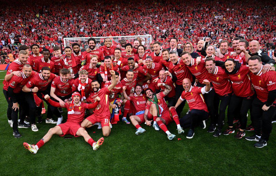 年轻球员释放潜力（青年球员展露锋芒）