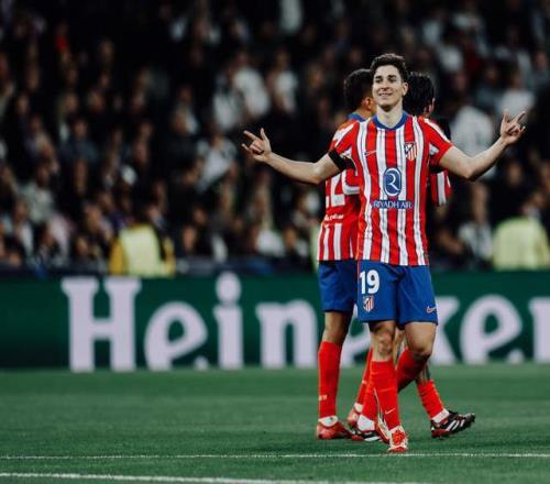 ESPN：曼联冬窗难有大手笔，中场引援可能只有施蒂勒可行（ESPN：曼联冬季转会难掀大动作，中场补强恐仅施蒂勒可行）