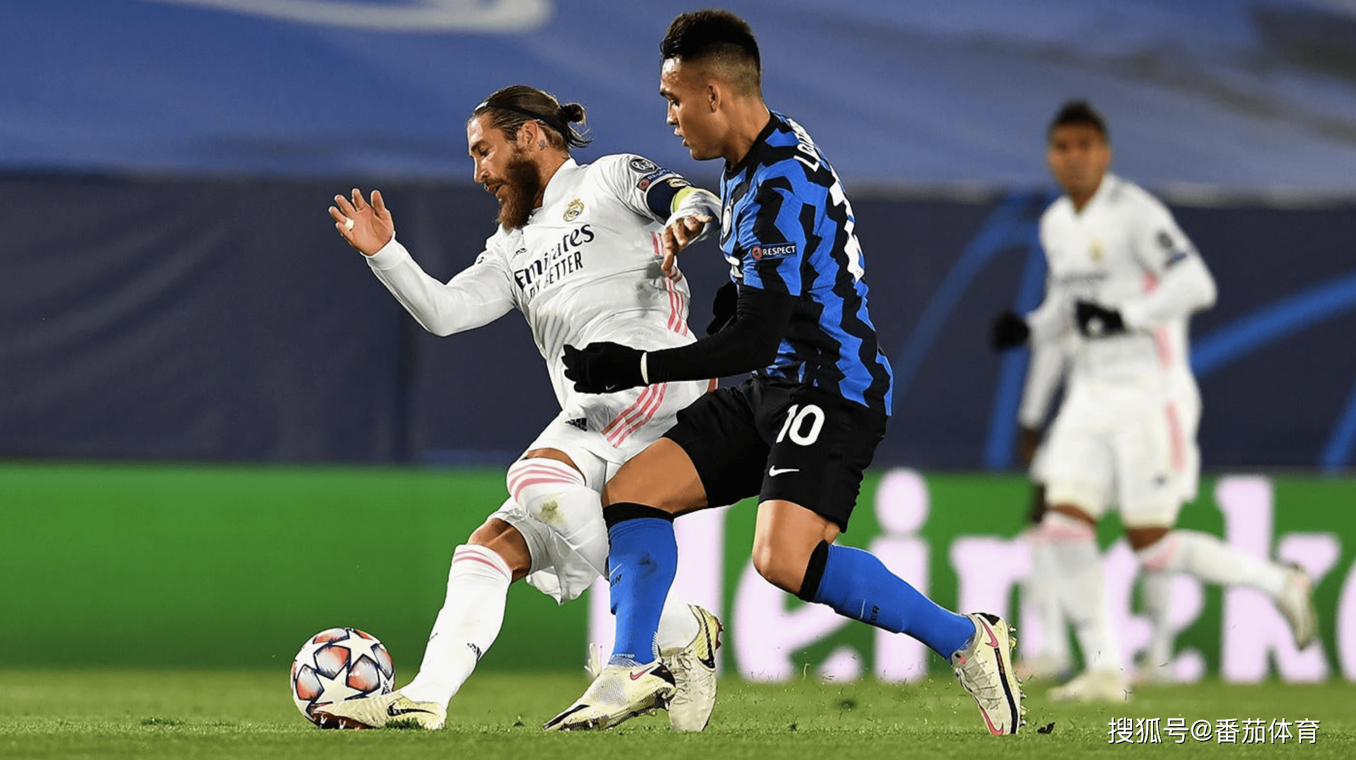 英超半场：沃尔特马德挑射破门，纽卡暂3-0埃弗顿（英超半场战报：沃尔特马德挑射建功，纽卡暂以3-0领先埃弗顿）